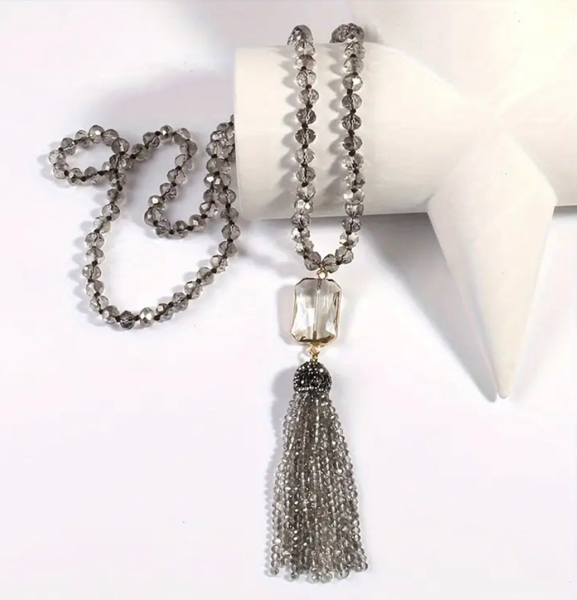 Boho Tassel Necklace: Gray