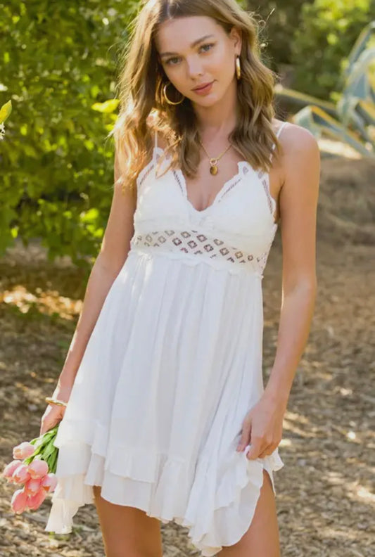 Lovely In Lace Dress: White