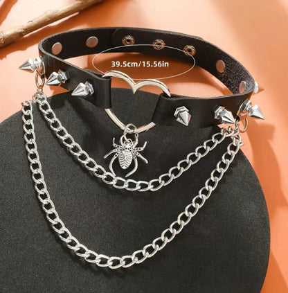 Heart Charm Spider Chain Collar