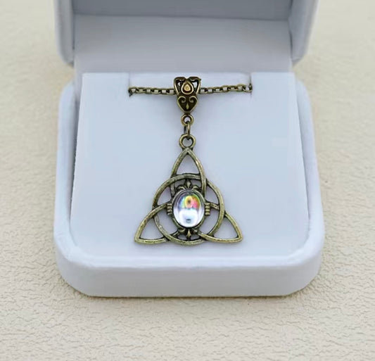 Triquetra necklace